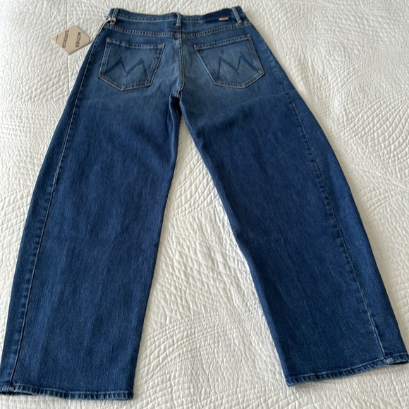 * sold * MOTHER NWT Full Pipe Flood It’s a Small World Jeans size 26 high waist - Picture 4 of 16